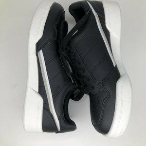 Athletic Works Women's Size 6 Black Sneaker